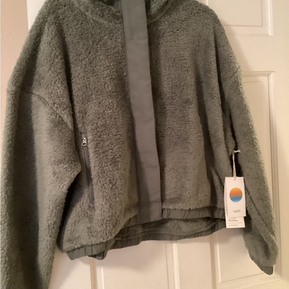 Vuori Jackets & Blazers - Vuori Gray Utility Jacket